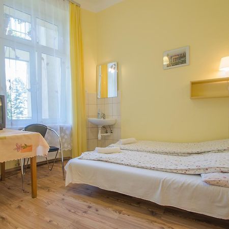 Aparthostel Fryderyk Cracovie Extérieur photo