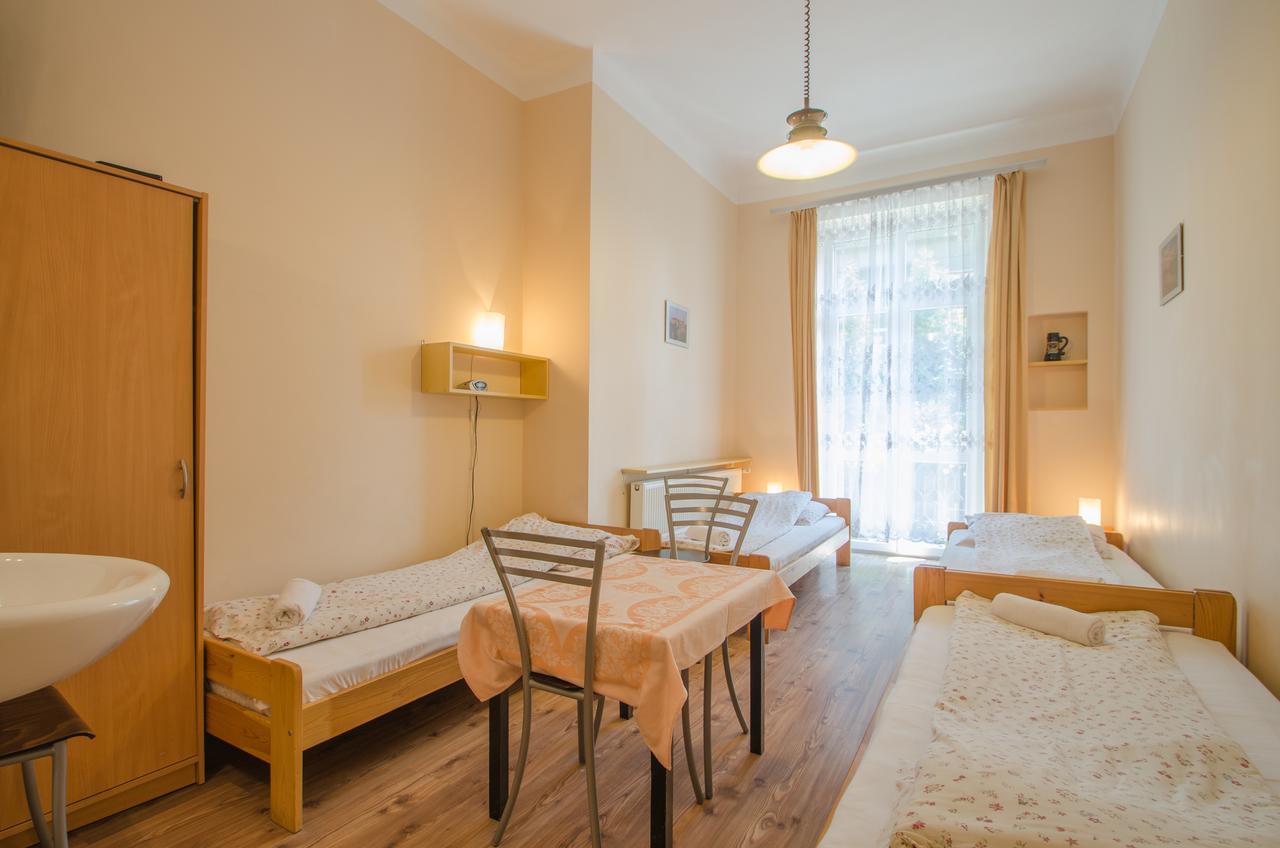 Aparthostel Fryderyk Cracovie Extérieur photo
