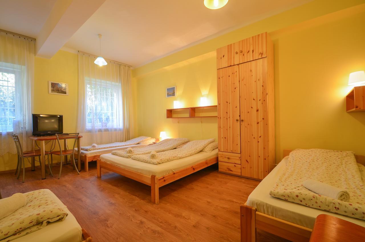Aparthostel Fryderyk Cracovie Extérieur photo